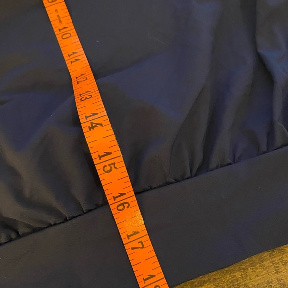 Stylish lands End Navy Blue swim top - Picture 4 of 7